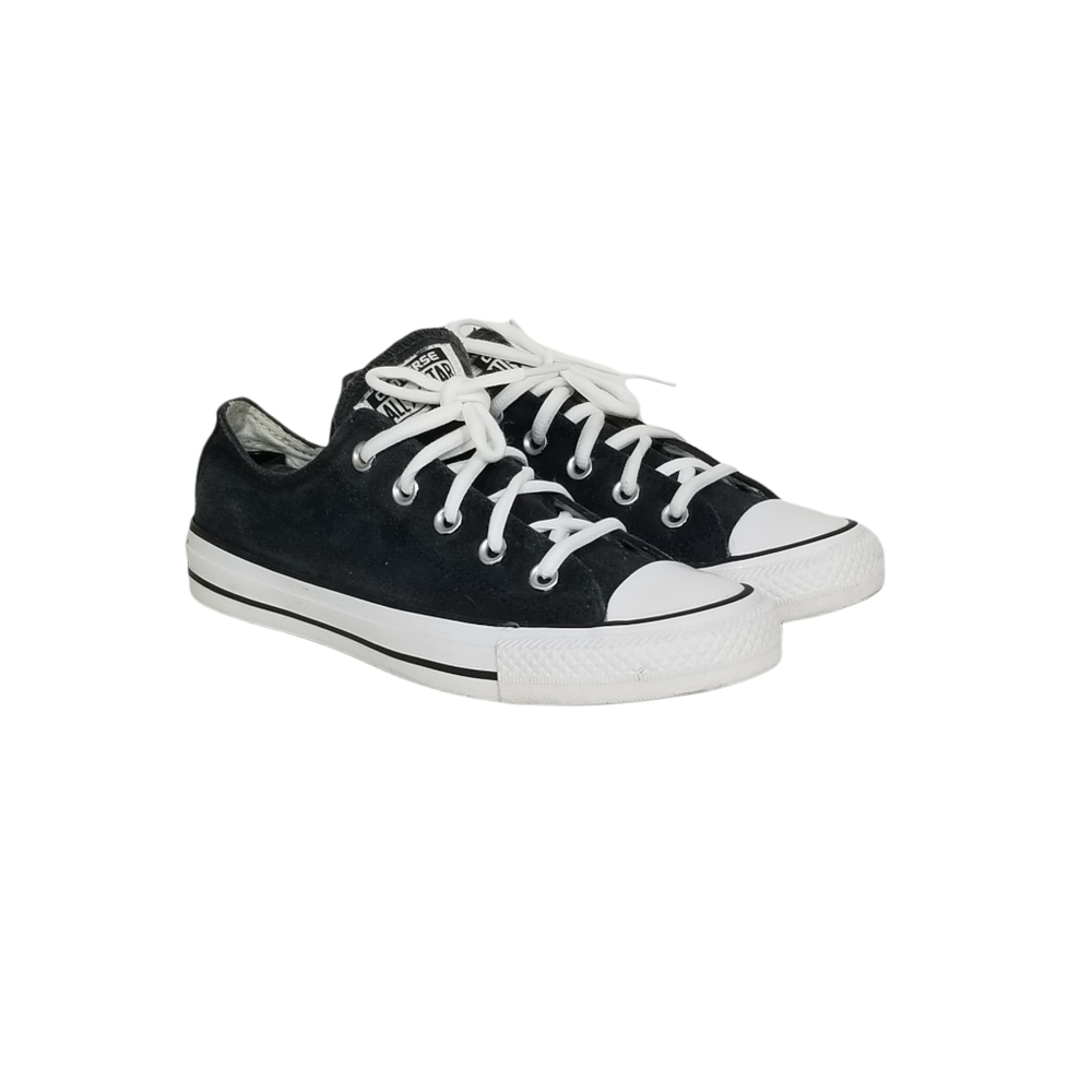 Converse Chuck Taylor All Star Womens Madison Low Tops Sneakers in Black…